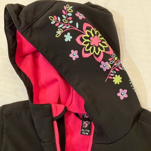 Girls 14-16 (xl) XMTN shell Jacket with Pink Floral Details - Picture 4 of 12